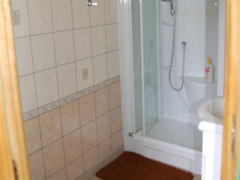 Bed and Breakfast Leval Trefcon Экстерьер фото